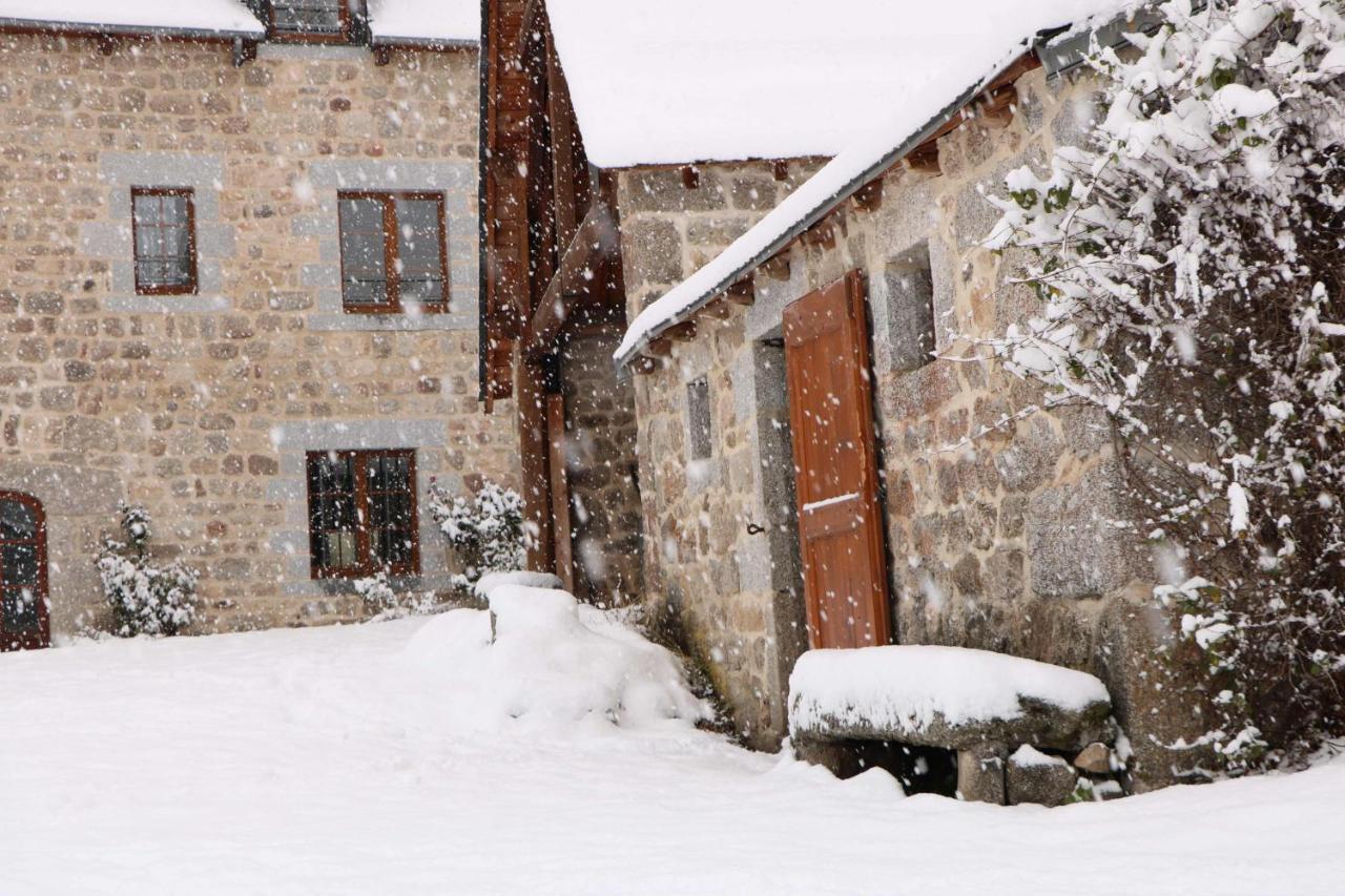 Le Petit Chateau Du Villard Le Malzieu-Forain Exterior photo